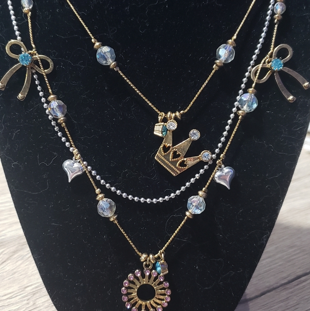 Betsey Johnson necklace